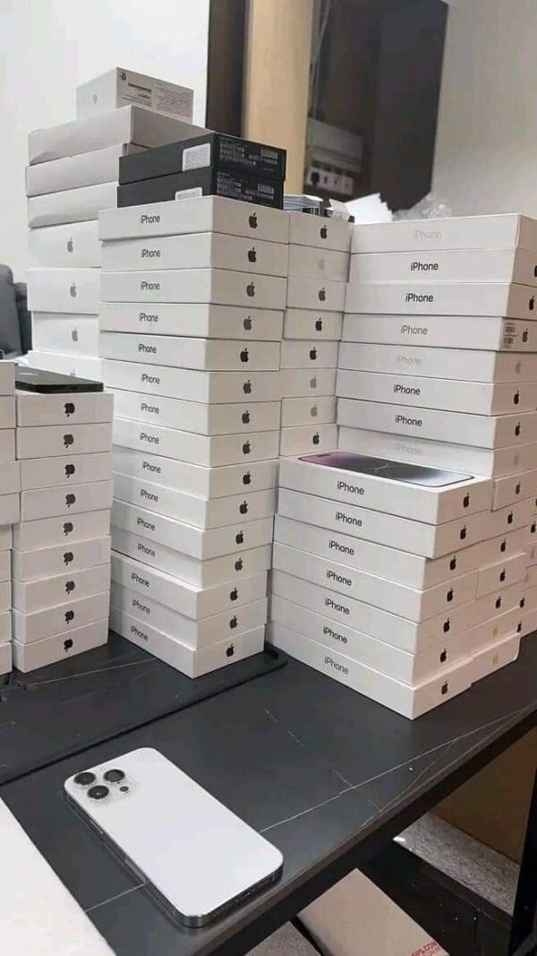buy IPhone Pallet - LIQUIDATION PALACE PRO - Image 3