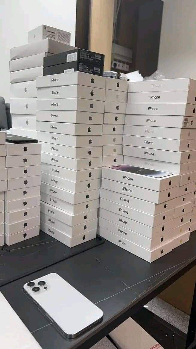 buy IPhone Pallet - Image 2