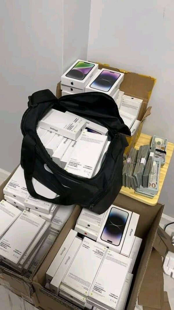 buy IPhone Pallet - LIQUIDATION PALACE PRO - Image 4