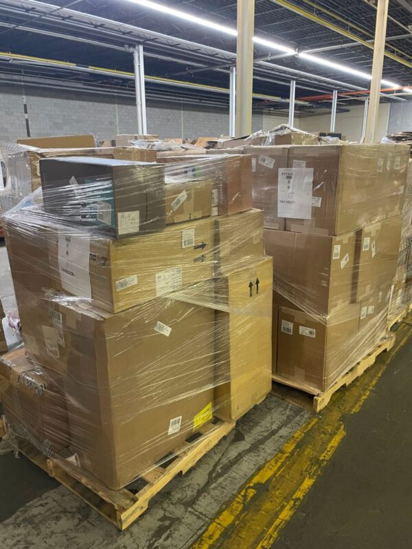 Buy best Macy’s Textile Truckload Online - LIQUIDATION PALACE PRO - Image 5