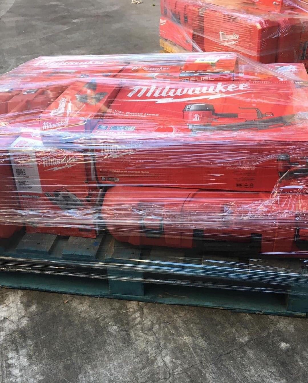 Milwaukee tool pallet - Image 9
