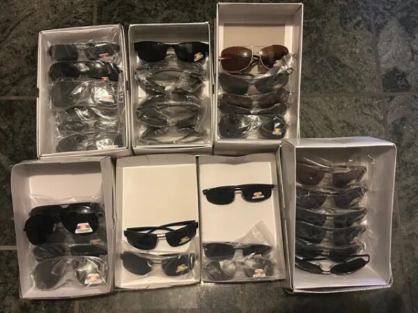 Hot Deal: 100+ Trendy Sunglasses Pallet for Resale – Boost Your Profits Today - Image 4